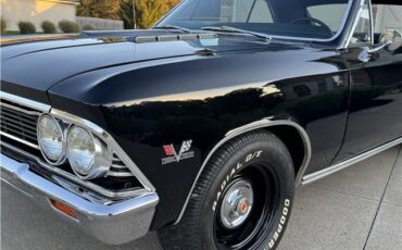 Chevrolet-Chevelle-1966-2-Door-Coupe-37