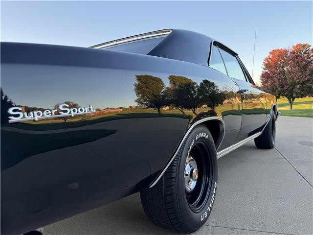 Chevrolet-Chevelle-1966-2-Door-Coupe-6