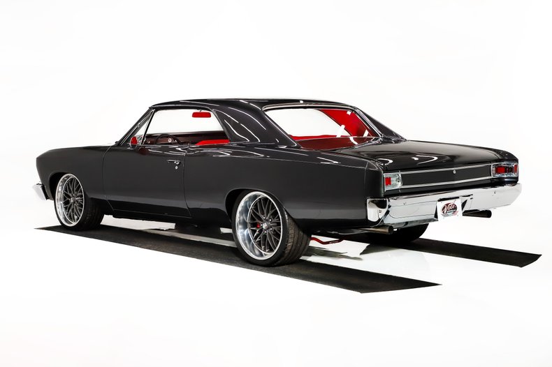 Chevrolet-Chevelle-1966-Charcoal-Metallic-Red-12