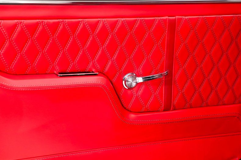 Chevrolet-Chevelle-1966-Charcoal-Metallic-Red-14