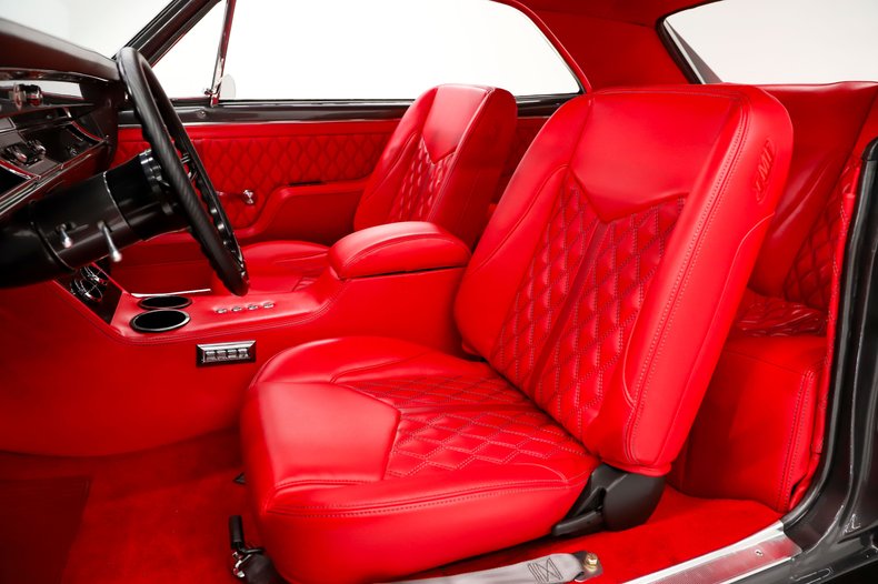 Chevrolet-Chevelle-1966-Charcoal-Metallic-Red-17