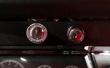 Chevrolet-Chevelle-1966-Charcoal-Metallic-Red-26