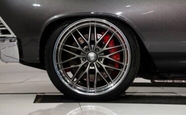 Chevrolet-Chevelle-1966-Charcoal-Metallic-Red-3