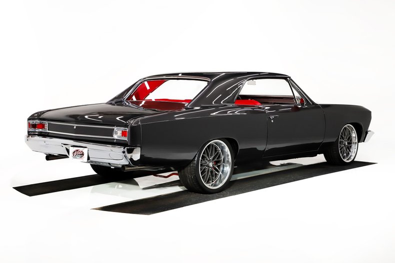 Chevrolet-Chevelle-1966-Charcoal-Metallic-Red-30