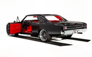 Chevrolet-Chevelle-1966-Charcoal-Metallic-Red-38