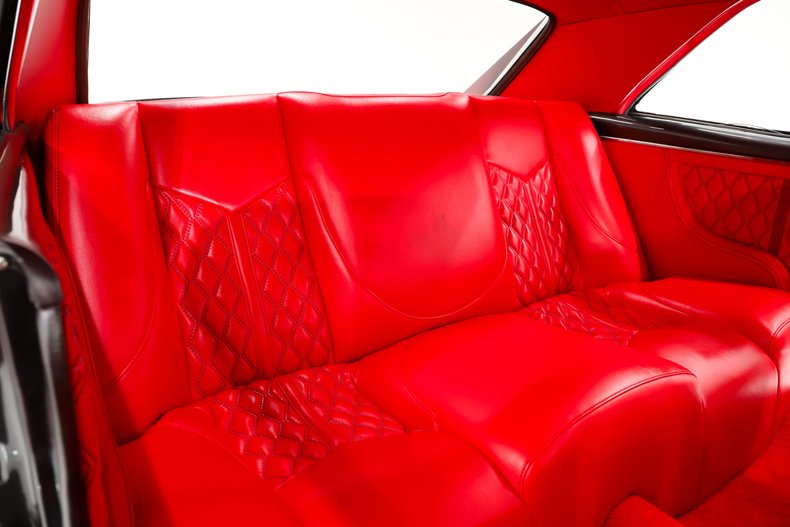 Chevrolet-Chevelle-1966-Charcoal-Metallic-Red-40