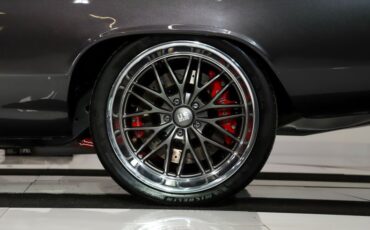 Chevrolet-Chevelle-1966-Charcoal-Metallic-Red-42