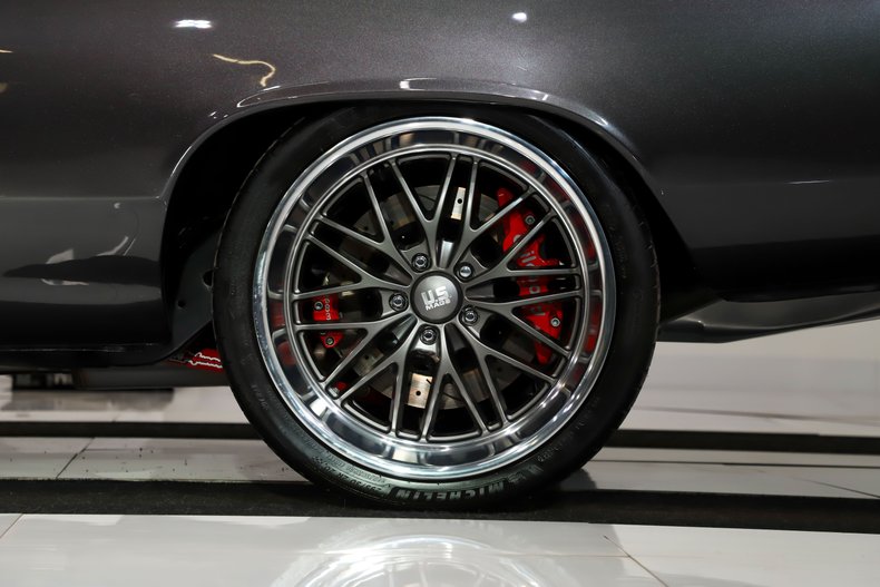 Chevrolet-Chevelle-1966-Charcoal-Metallic-Red-42