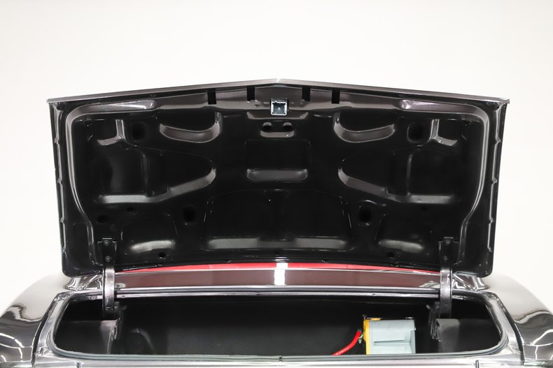 Chevrolet-Chevelle-1966-Charcoal-Metallic-Red-46