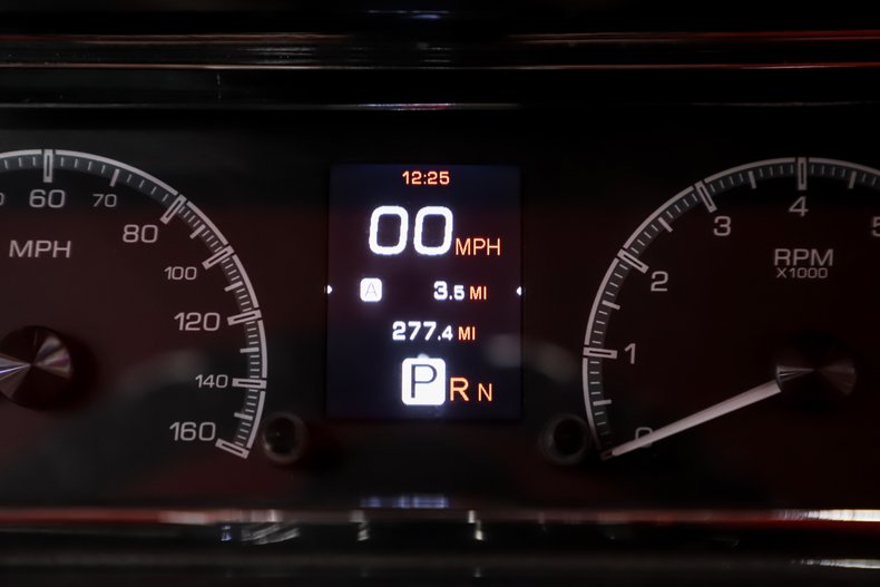 Chevrolet-Chevelle-1966-Charcoal-Metallic-Red-9