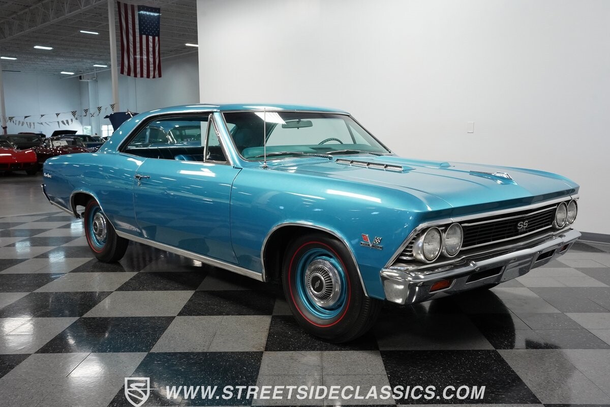 Chevrolet-Chevelle-1966-Coupe-17