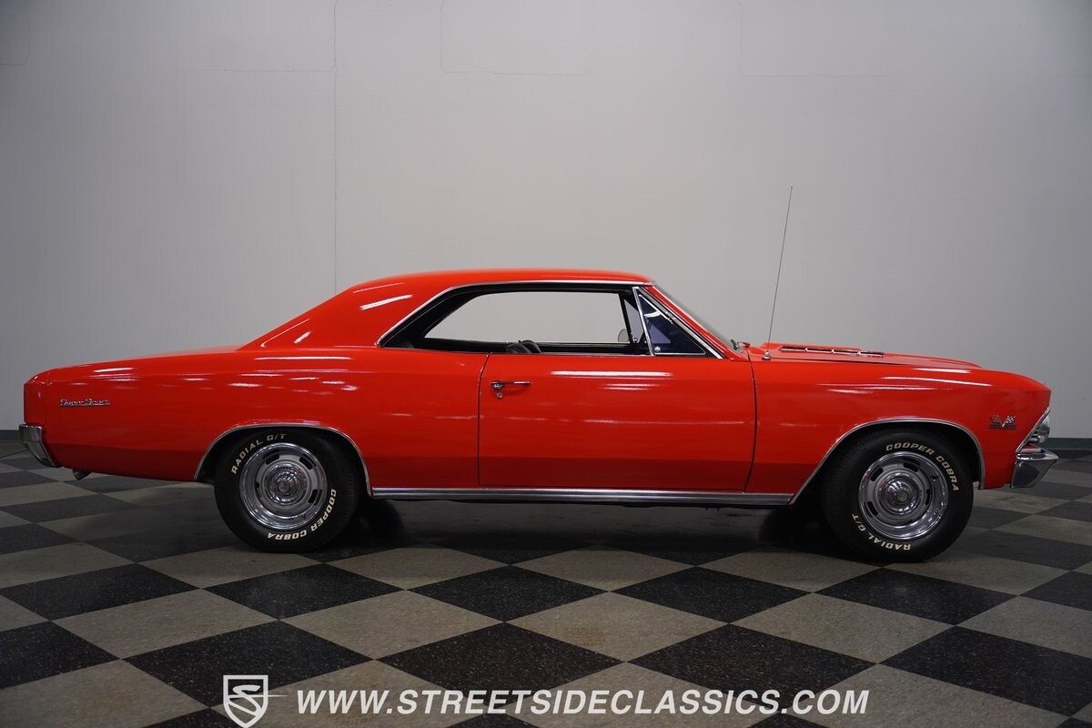 Chevrolet-Chevelle-1966-Coupe-17