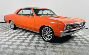 Chevrolet-Chevelle-1967-Coupe-1