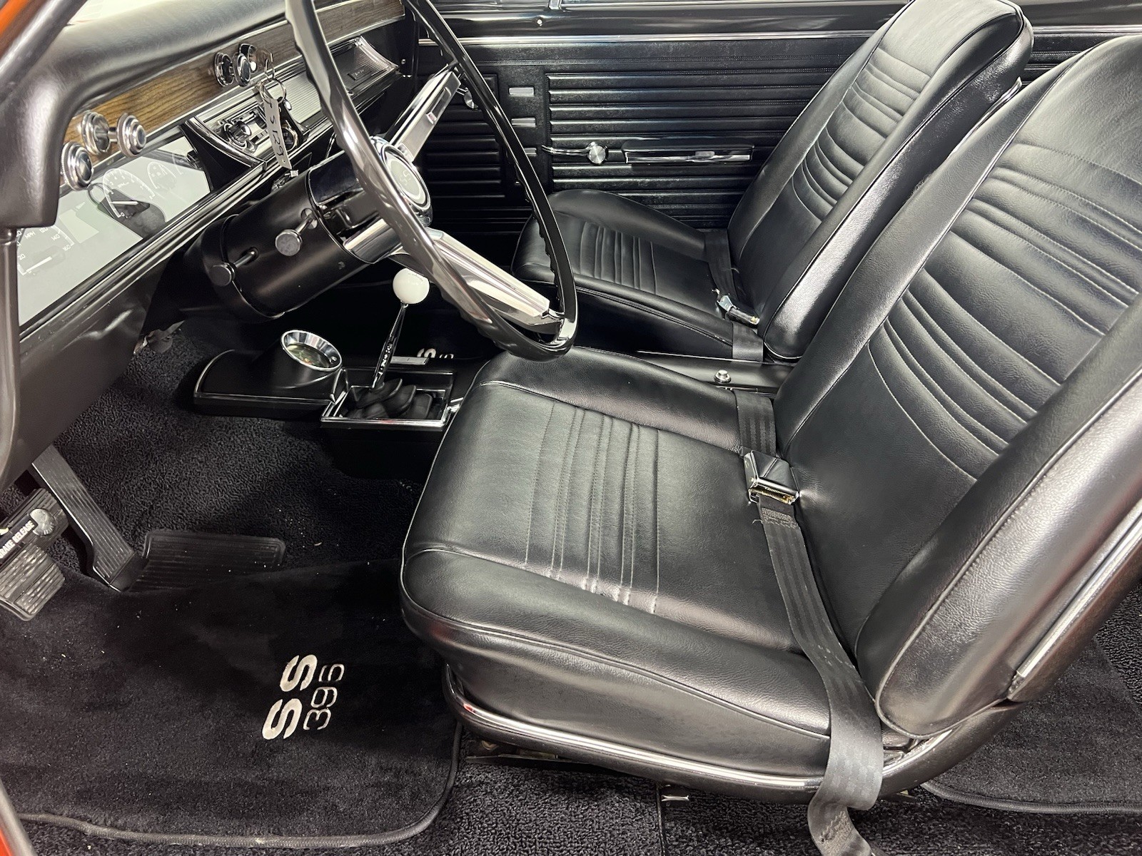 Chevrolet-Chevelle-1967-Coupe-13