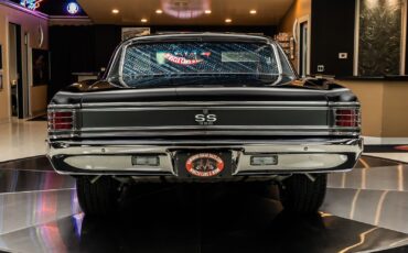 Chevrolet-Chevelle-1967-Coupe-14