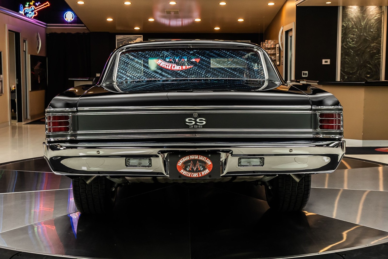 Chevrolet-Chevelle-1967-Coupe-14