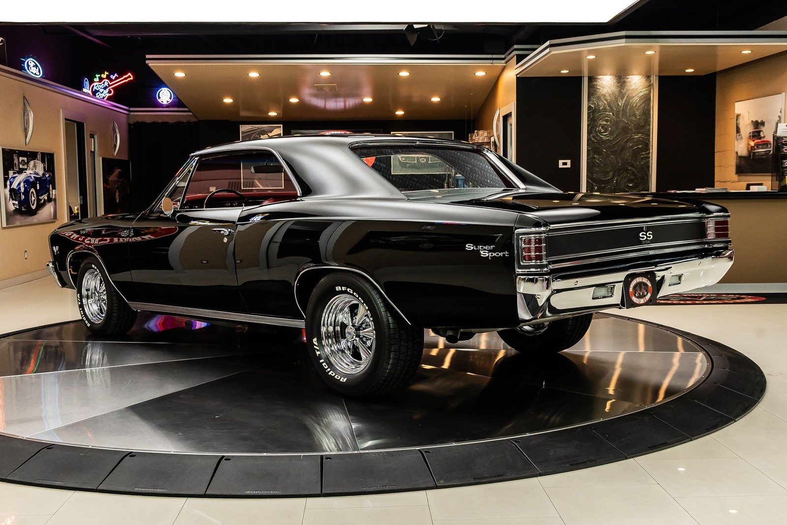 Chevrolet-Chevelle-1967-Coupe-16