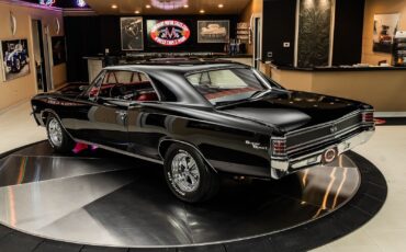 Chevrolet-Chevelle-1967-Coupe-17
