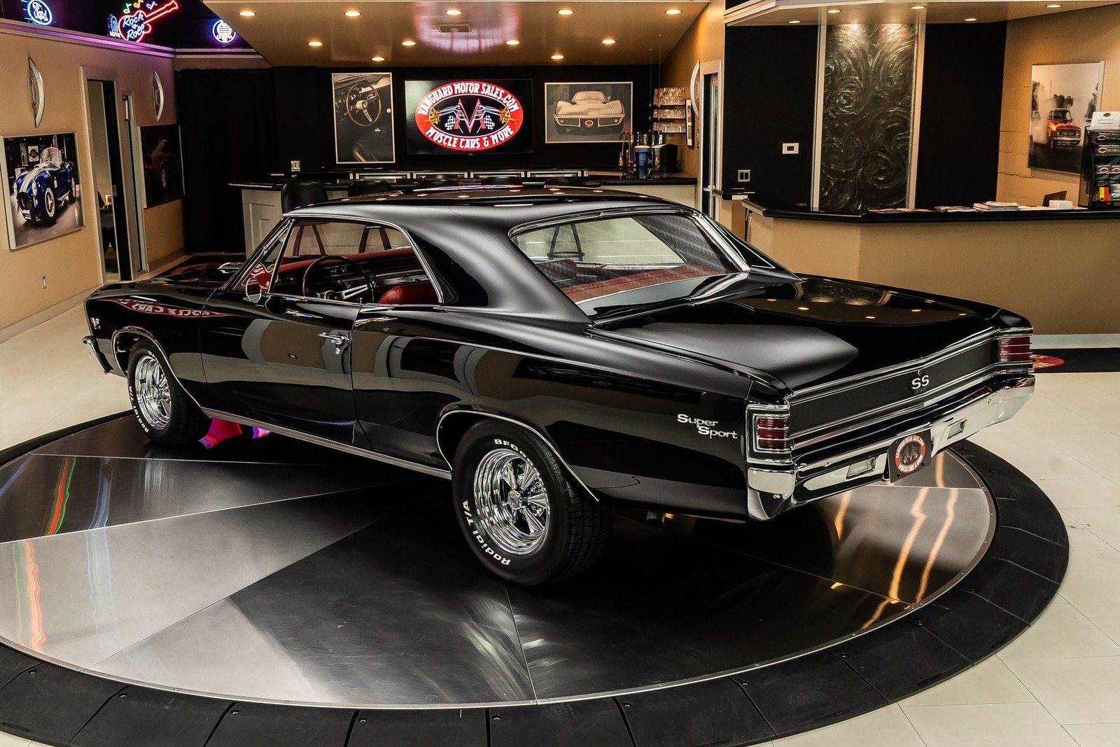 Chevrolet-Chevelle-1967-Coupe-17