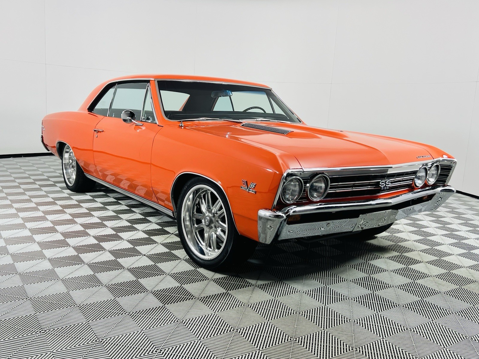 Chevrolet-Chevelle-1967-Coupe-2