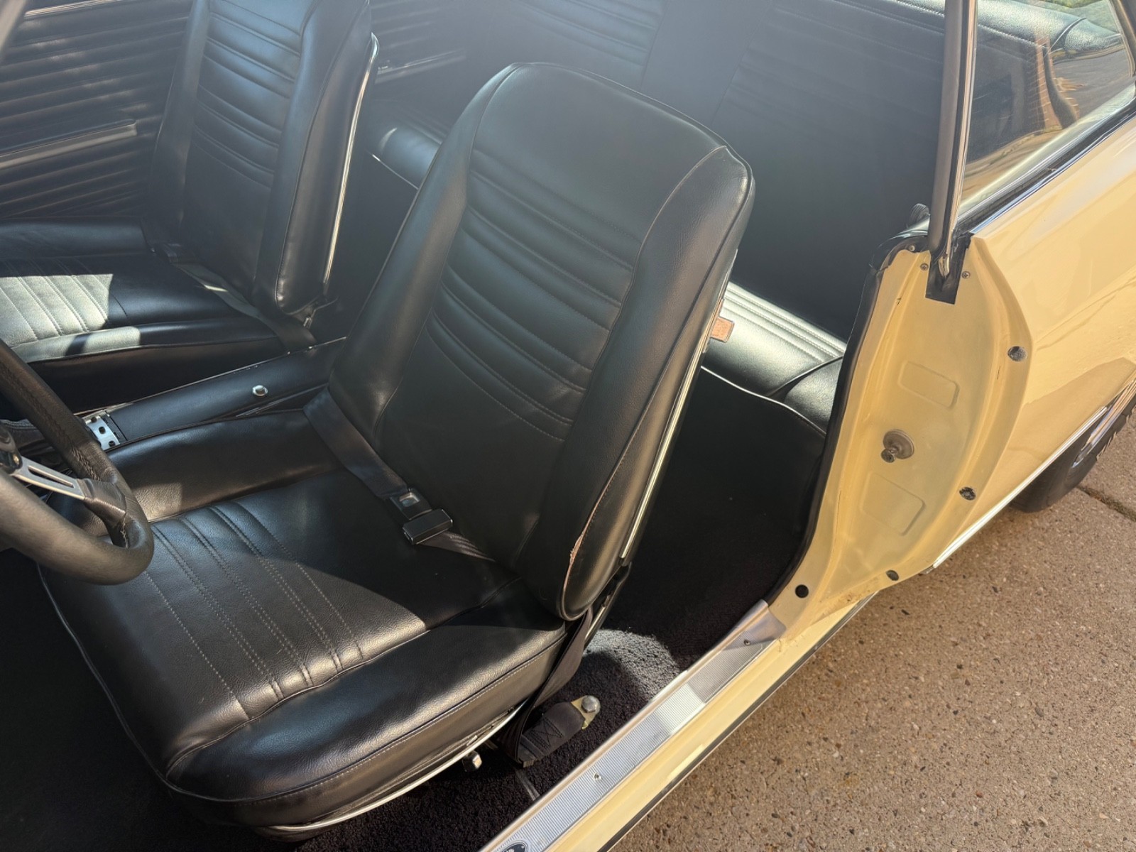 Chevrolet-Chevelle-1967-Coupe-29