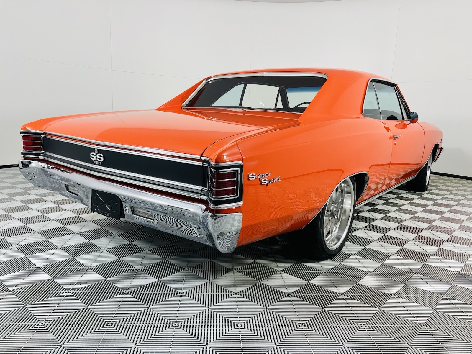 Chevrolet-Chevelle-1967-Coupe-5