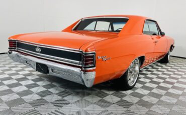 Chevrolet-Chevelle-1967-Coupe-5