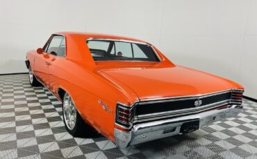 Chevrolet-Chevelle-1967-Coupe-8