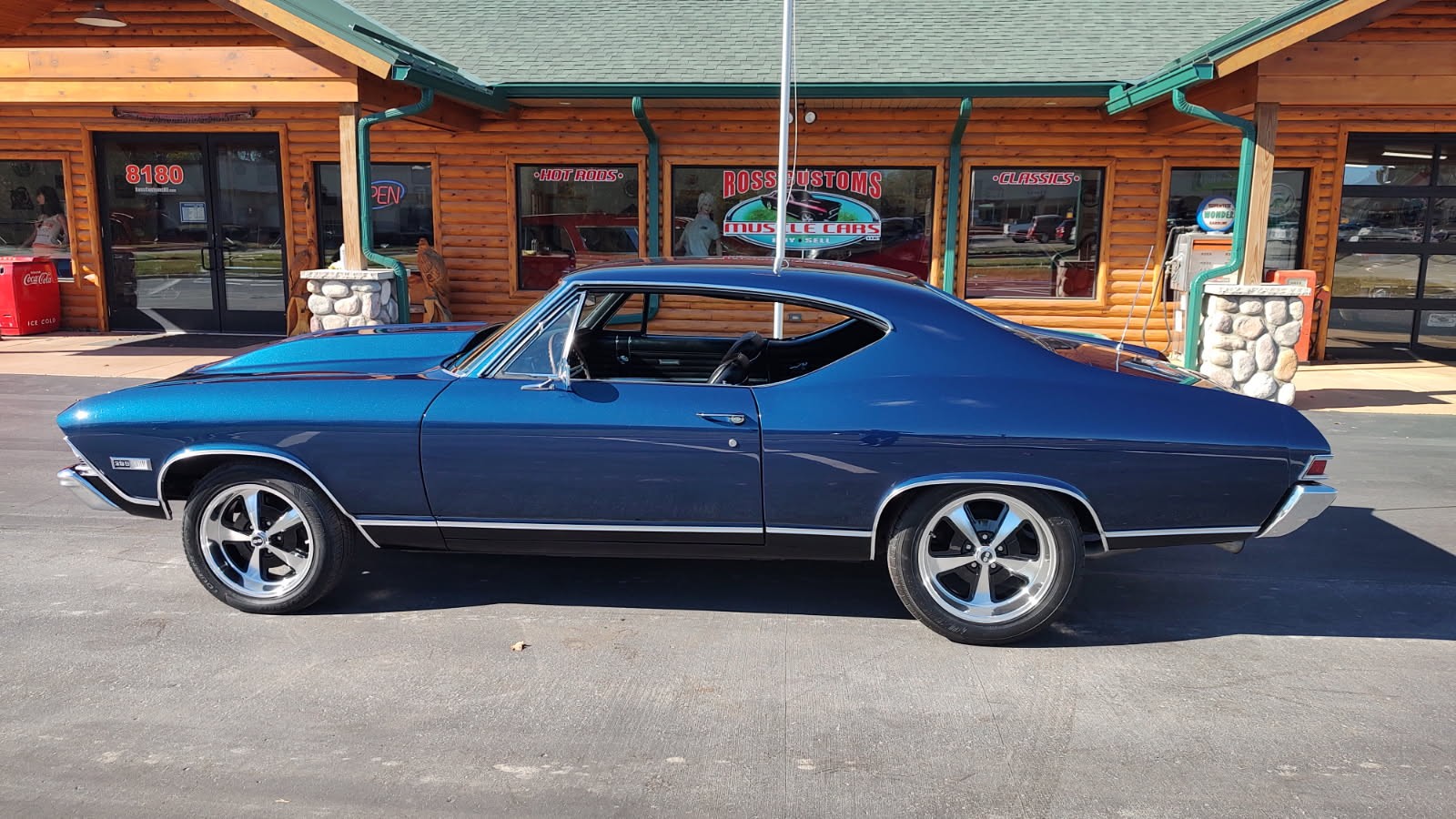 Chevrolet-Chevelle-1968-2-Door-Coupe-12