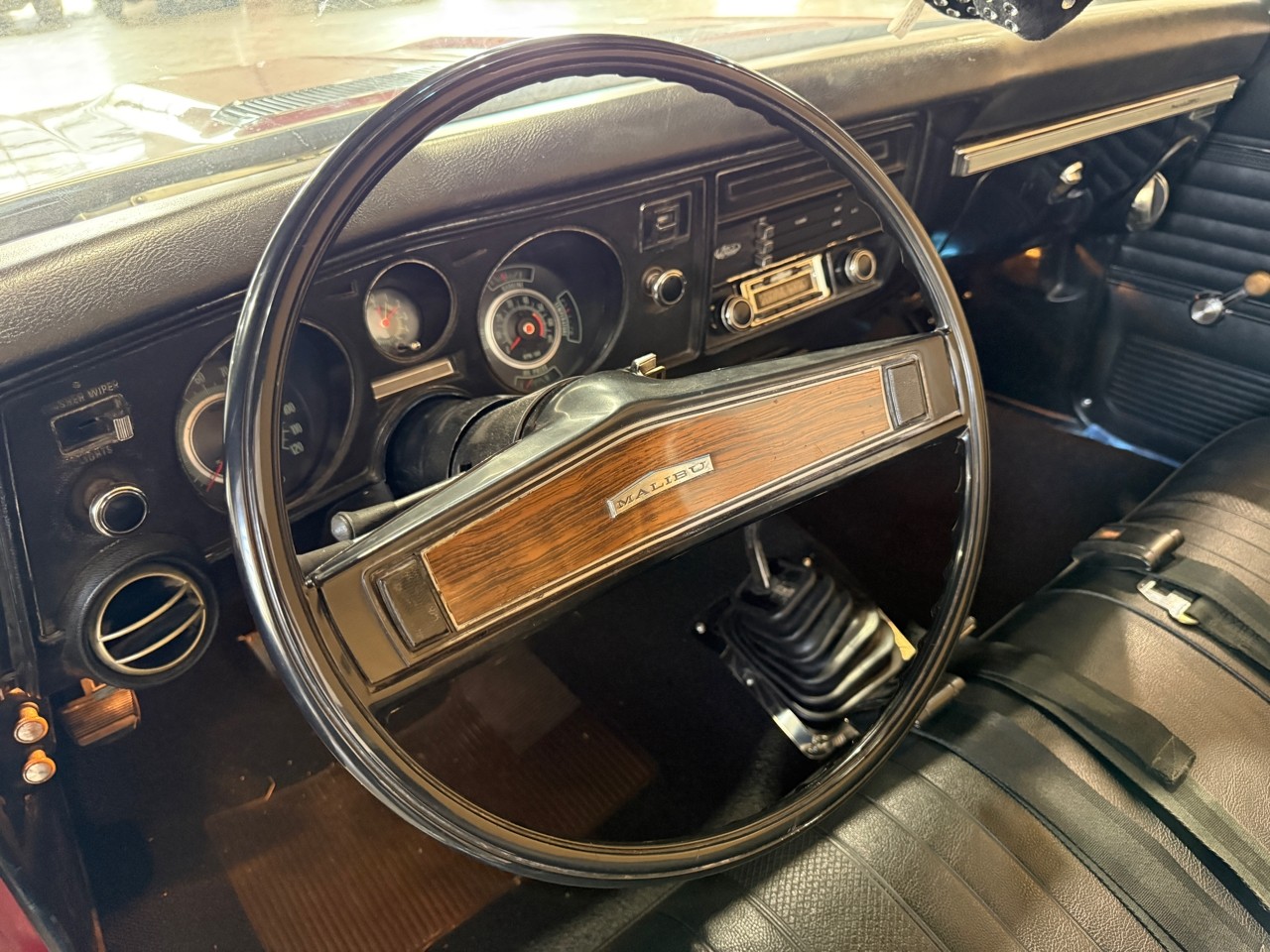 Chevrolet-Chevelle-1969-Classic-Car-37