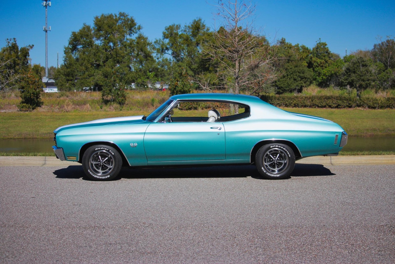 Chevrolet-Chevelle-1970-2-Door-23