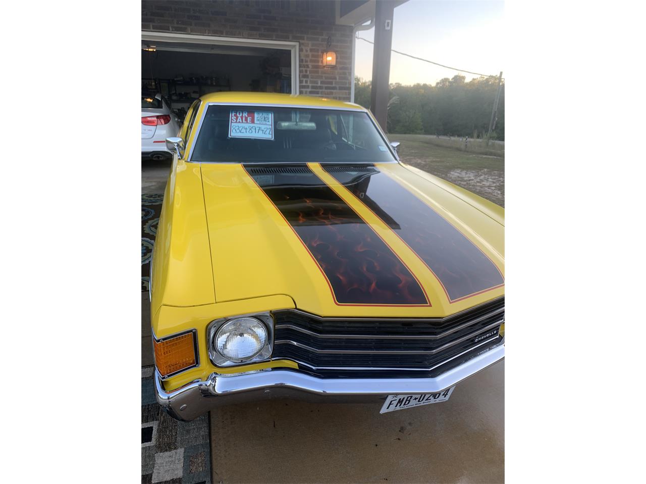 Chevrolet-Chevelle-1972-Corvette-Yellow-Black-3