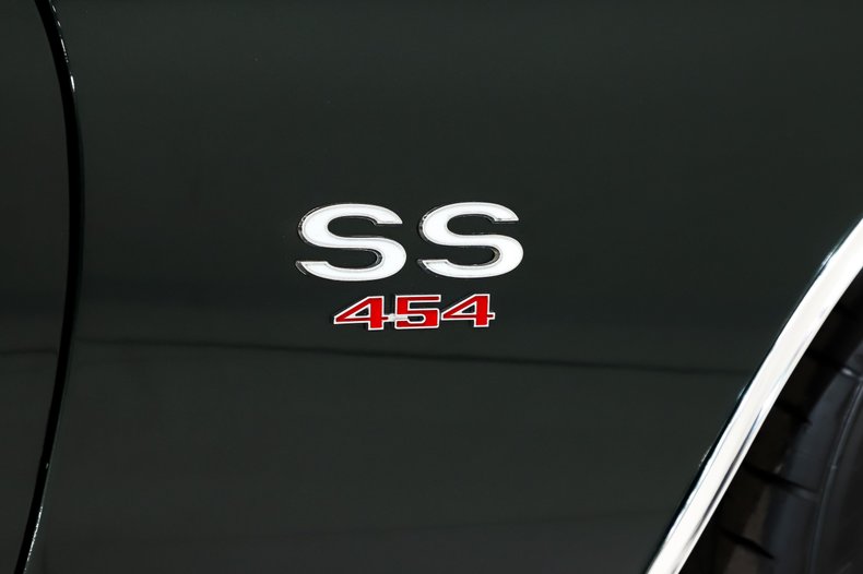 Chevrolet-Chevelle-1972-Fathom-Green-Black-3