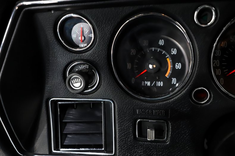 Chevrolet-Chevelle-1972-Fathom-Green-Black-37