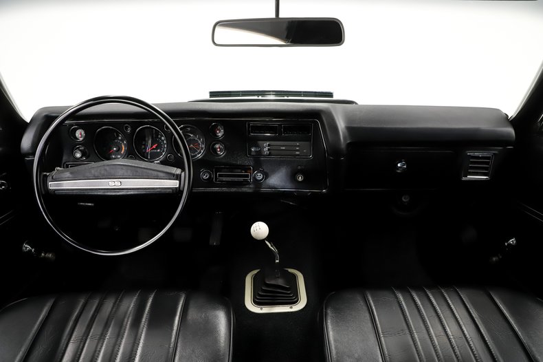 Chevrolet-Chevelle-1972-Fathom-Green-Black-40