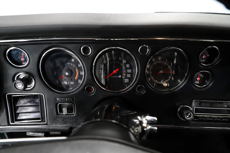 Chevrolet-Chevelle-1972-Fathom-Green-Black-8