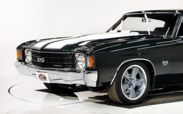 Chevrolet-Chevelle-1972-Fathom-Green-Black-9