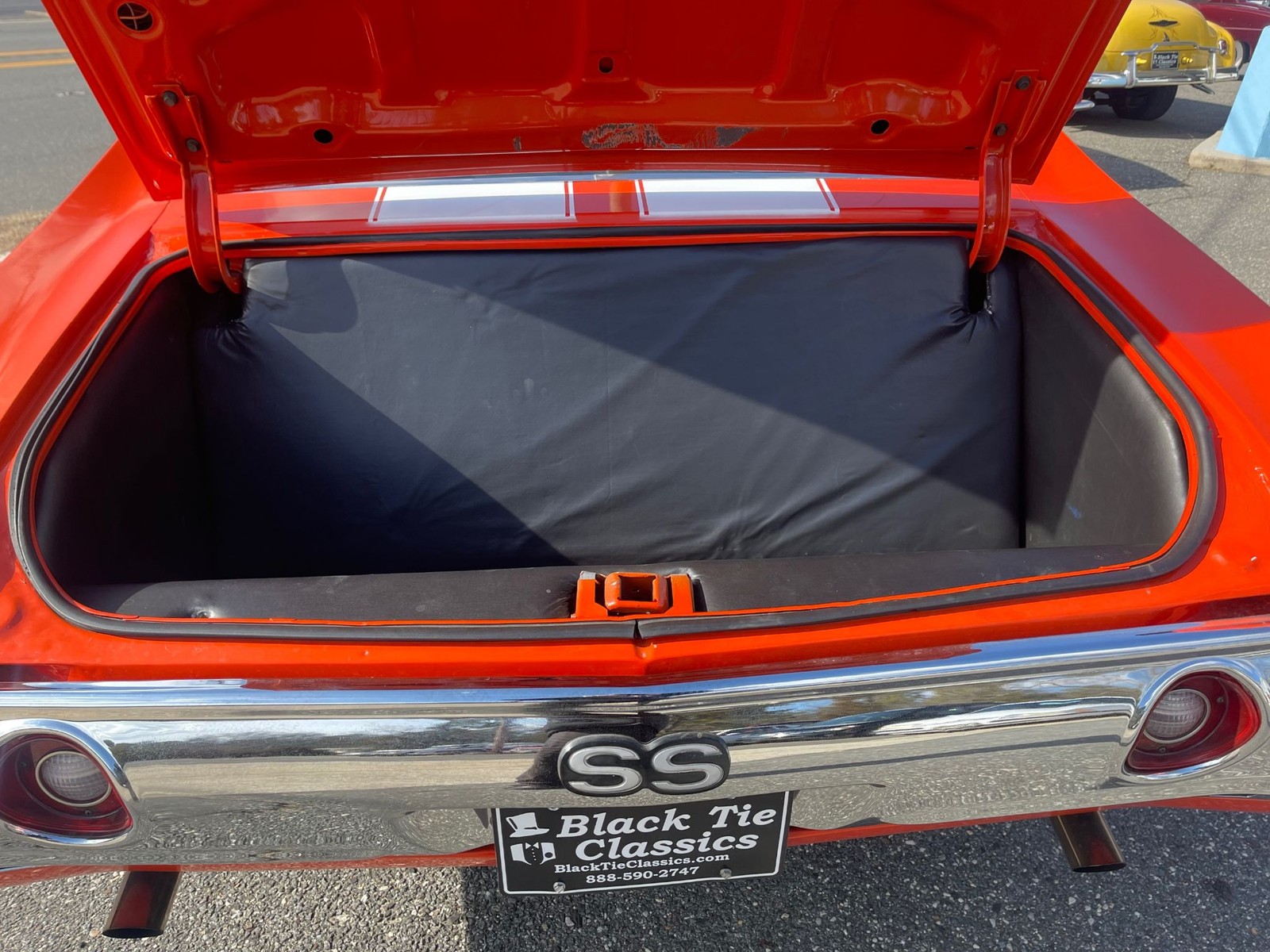 Chevrolet-Chevelle-1972-SS-Trim-32