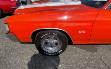 Chevrolet-Chevelle-1972-SS-Trim-8