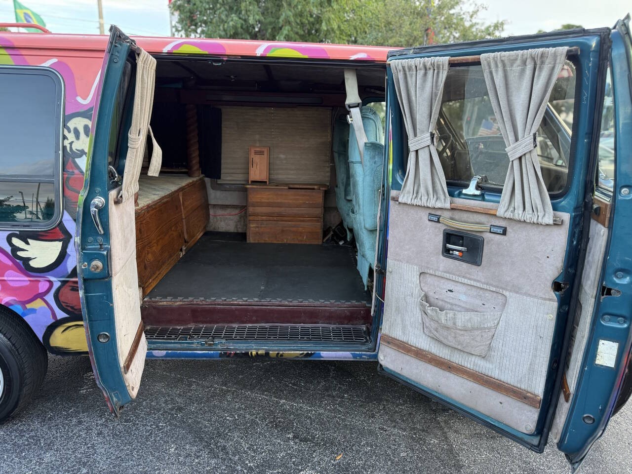 Chevrolet-Chevy-Van-1992-Full-Size-22