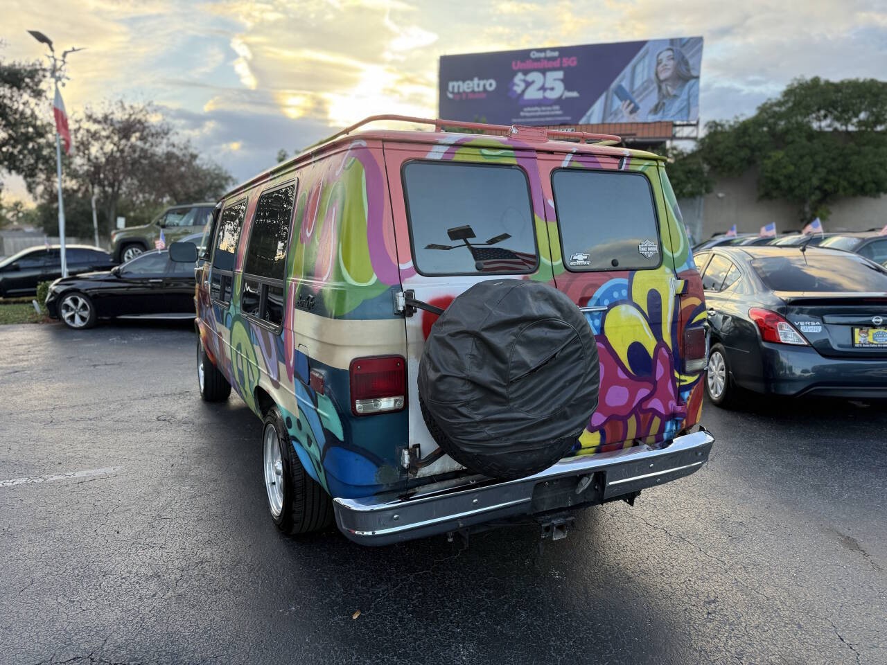 Chevrolet-Chevy-Van-1992-Full-Size-4