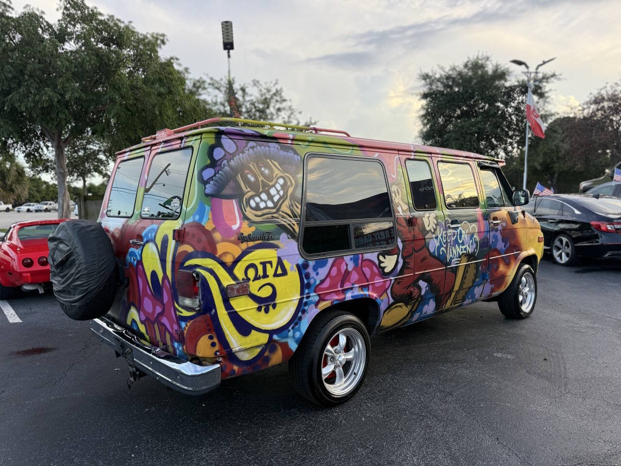 Chevrolet-Chevy-Van-1992-Full-Size-6