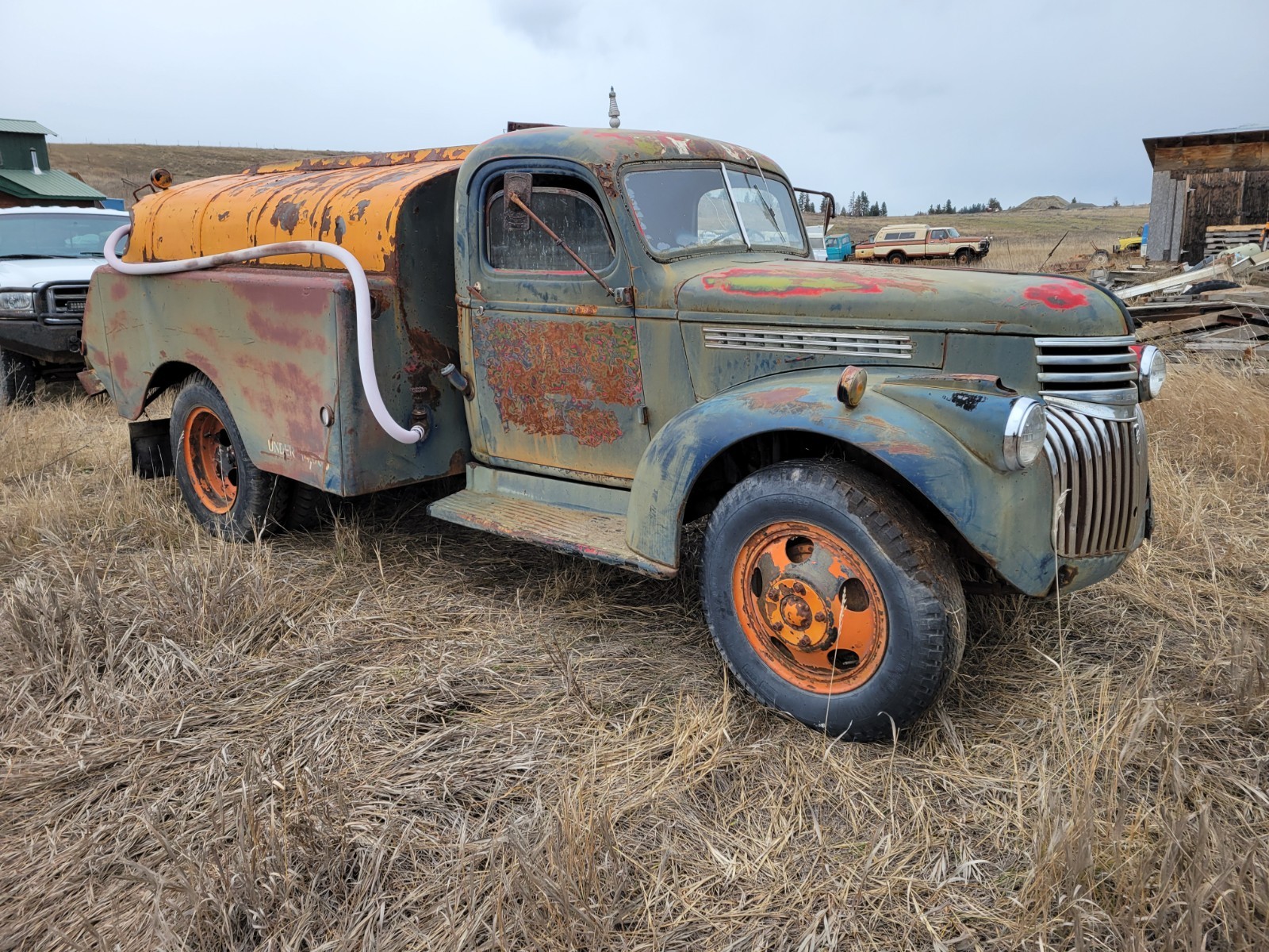 Chevrolet-Classic-1946-truck-2