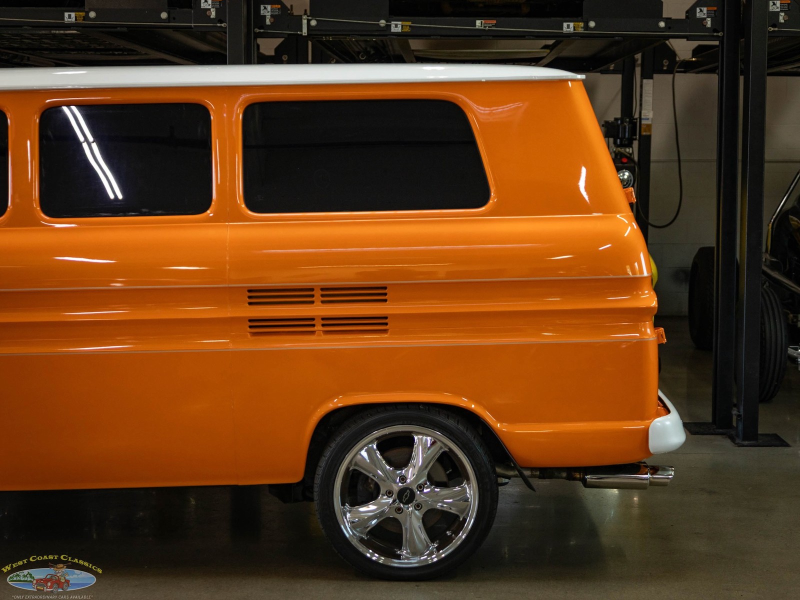 Chevrolet-Corvair-1963-Minivan-7