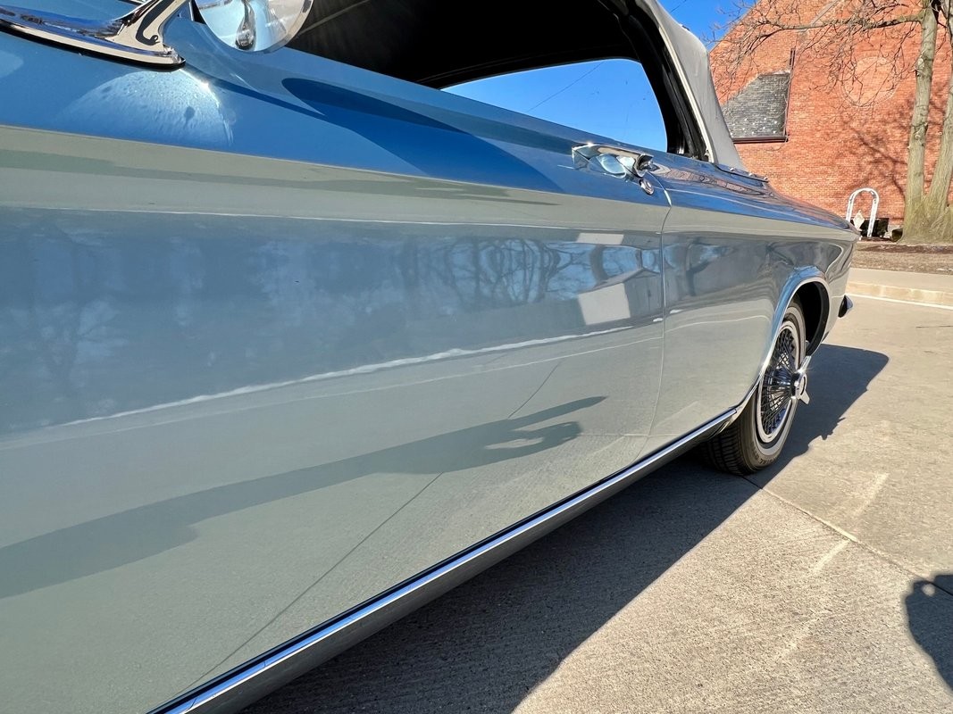 Chevrolet-Corvair-1964-Convertible-22