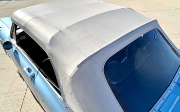 Chevrolet-Corvair-1964-Convertible-30