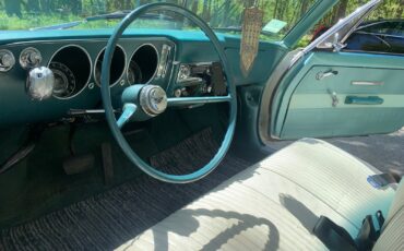 Chevrolet-Corvair-1965-2-Door-10