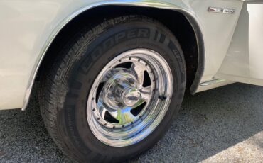 Chevrolet-Corvair-1965-2-Door-29