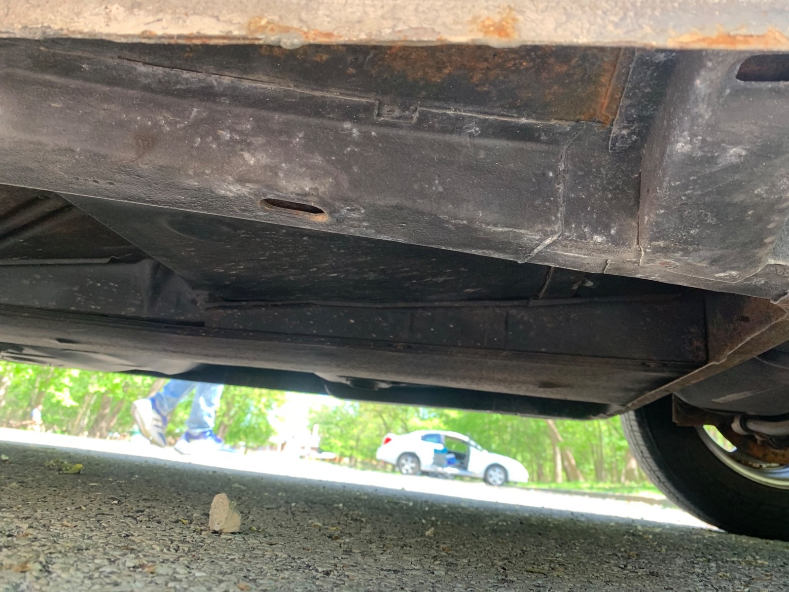 Chevrolet-Corvair-1965-2-Door-38