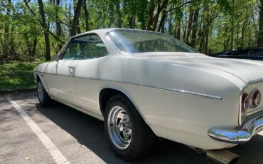 Chevrolet-Corvair-1965-2-Door-8